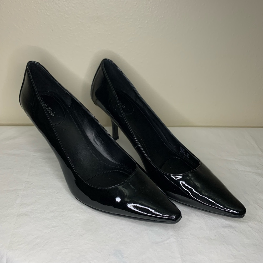 Calvin Klein Pump